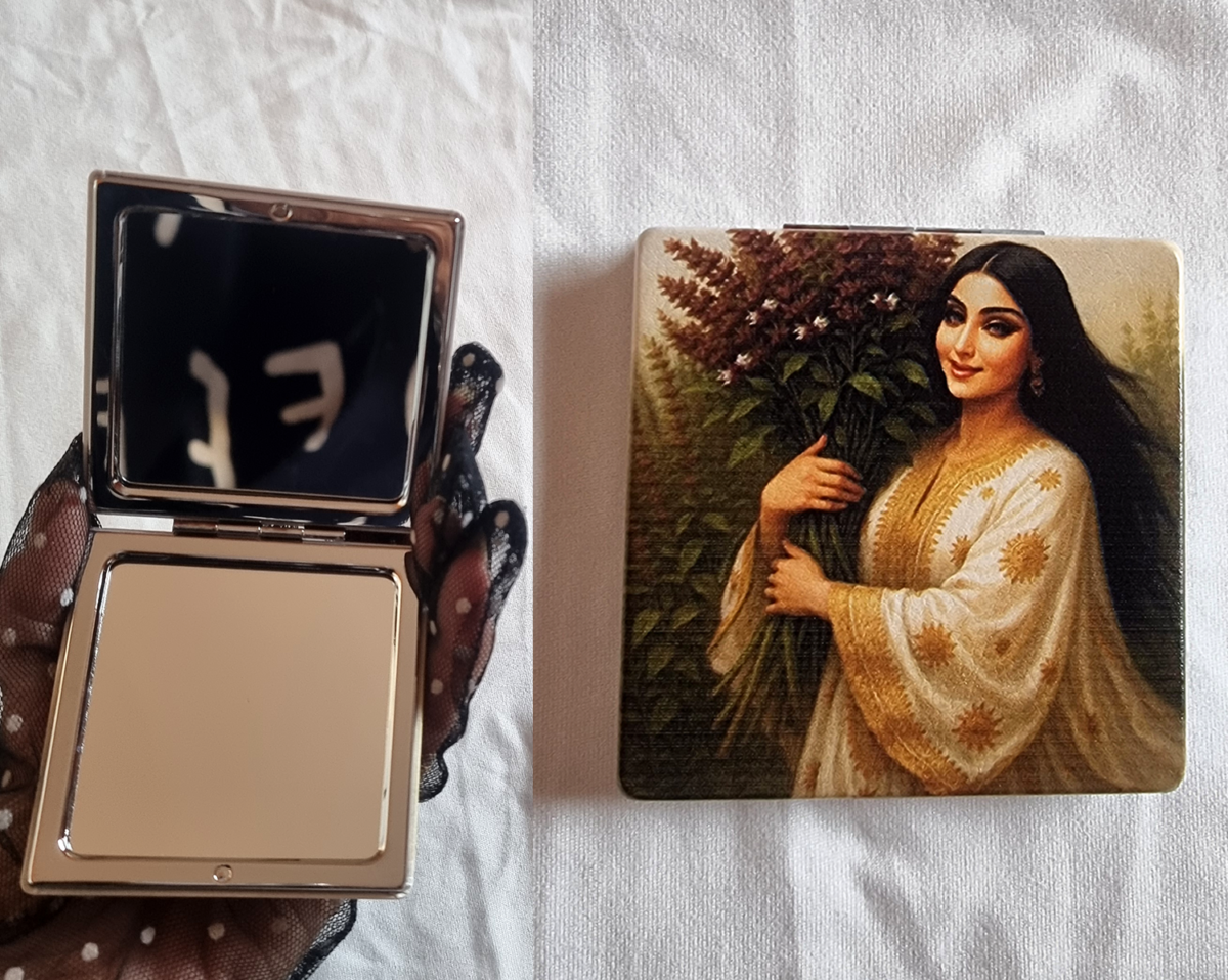 Pocket Mirror 4 - Image 1
