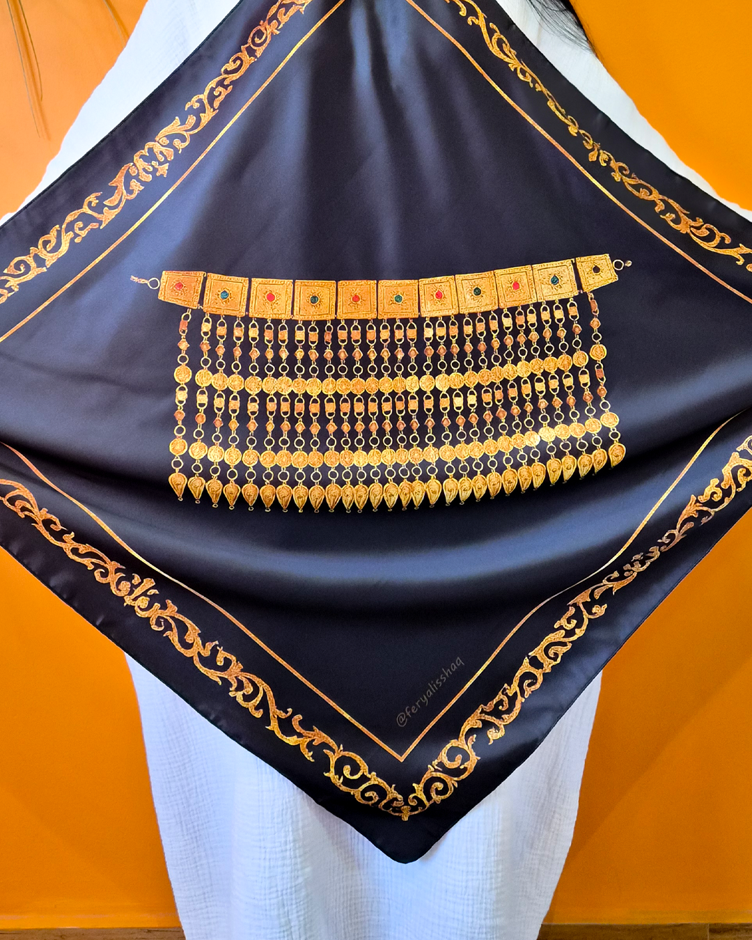 32 Scarf 20 - Image 1